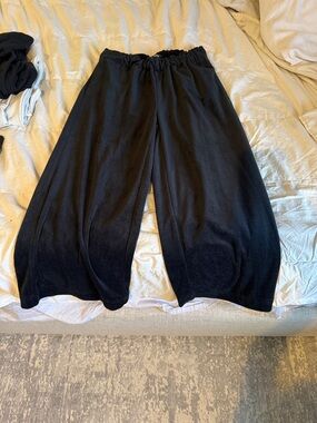Women’s corduroy Black Wide-Leg Knit Pants